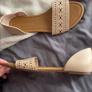 Andiamo flats